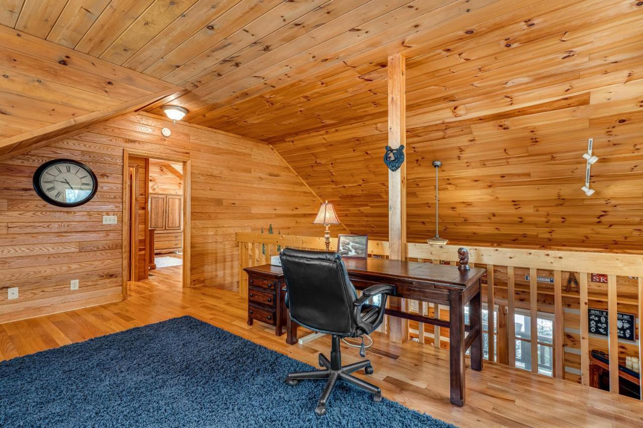 Boone Bounty Villa Bagian luar foto